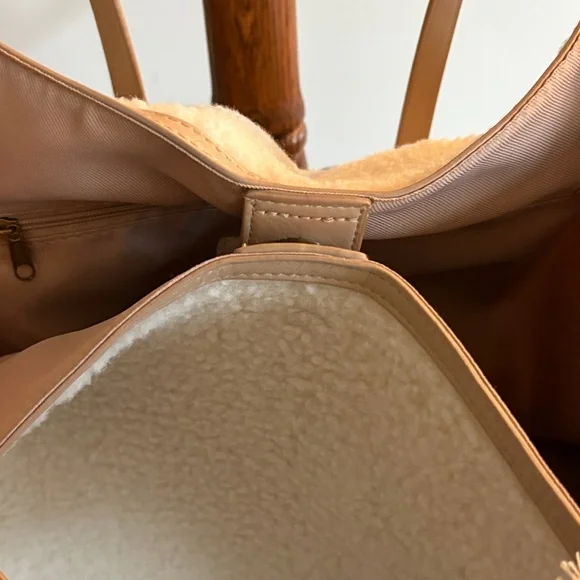 Universal Thread Faux Fur/Sherpa Cream Weekender Bag NWT - Picture 8 of 16